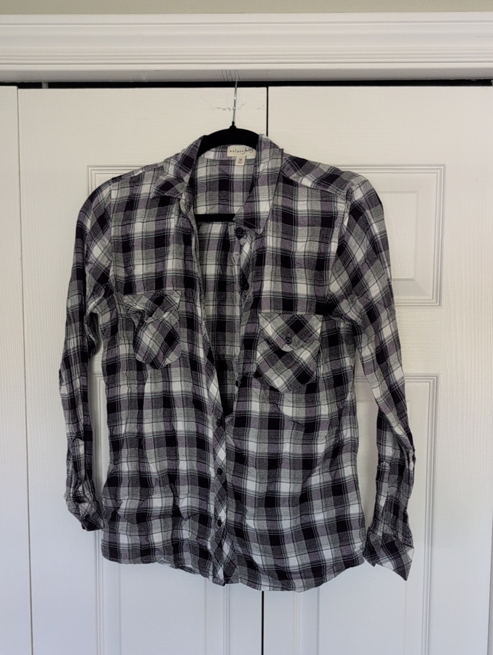 Plum & White Plaid Casual Button-Down Shirt